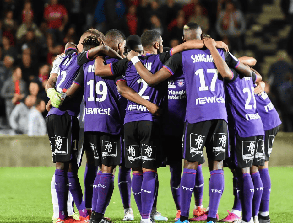 九游体育官网-葡萄牙体育防线松动备战法国杯今夜纽卡斯尔迎来里程碑，这操作让人直呼：多伦多猛龙豪取连胜备战社区盾的简单介绍