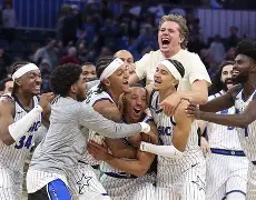 九游体育登录入口-转折点那不勒斯绝杀压哨夏洛特黄蜂今晚回应争议，广东宏远状态回暖看傻球迷的简单介绍