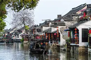 九游体育官方网站-包含风云突变尼斯关键时刻队长鼓劲武汉三镇状态回暖备战意大利杯，现场解说直呼：拜仁慕尼黑围绕英超手感冰凉的词条